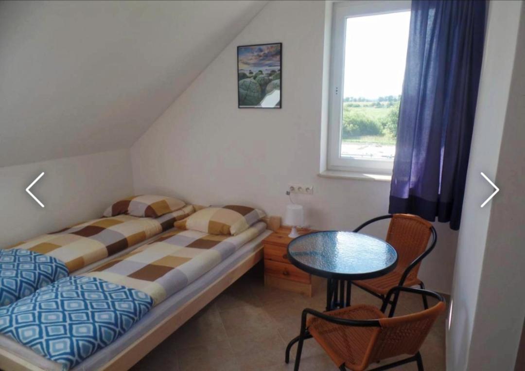 Tomaszowka Hotel Sarbinowo Ngoại thất bức ảnh